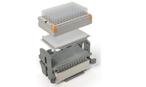 The new Genevac heat transfer plate design has a central flexible pad that deforms and moulds itself