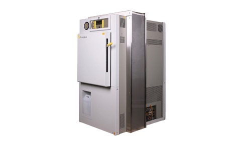 A pass-through autoclave with sterilising chamber can maintain a sterile path in and out of the laboratory