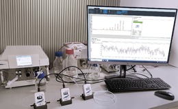 FlowChrom HPLC Performance Tracker module 